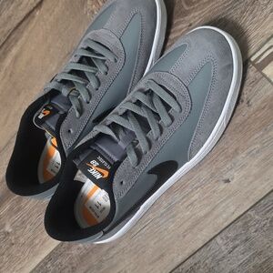 NWT are Men's Nike SB FC Classic Shoes in Cool Grey/Black/White
